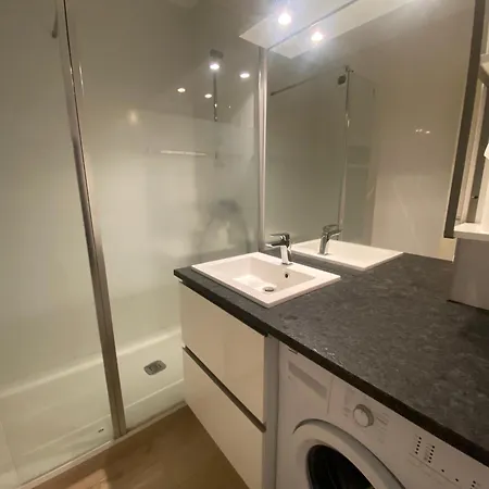 Апартаменты T2 Bis Avec Balcon, Parking Et Wifi A - Fr-1-374-199 *